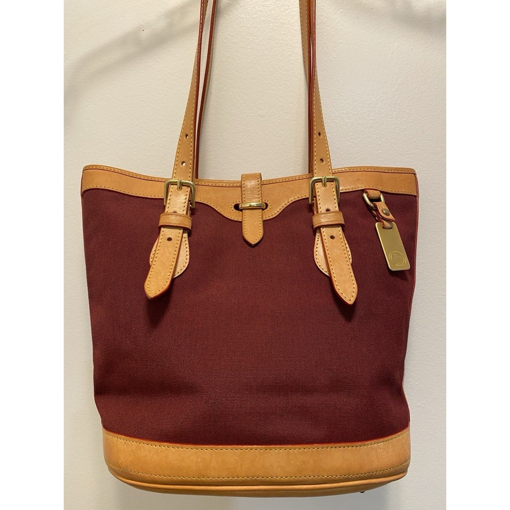 Dooney & Bourke Cabriolet Shoulder Bag Purse CABERNET RED NATURAL Vachetta USA